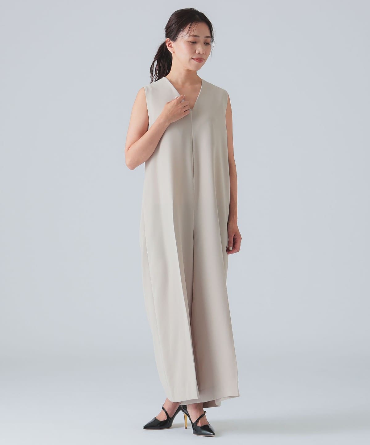 25SS EFFE BEAMS フレンチ サージ オールインワン EFFE BEAMS（エッフェ ビームス）【別注】M・fil / Vネック