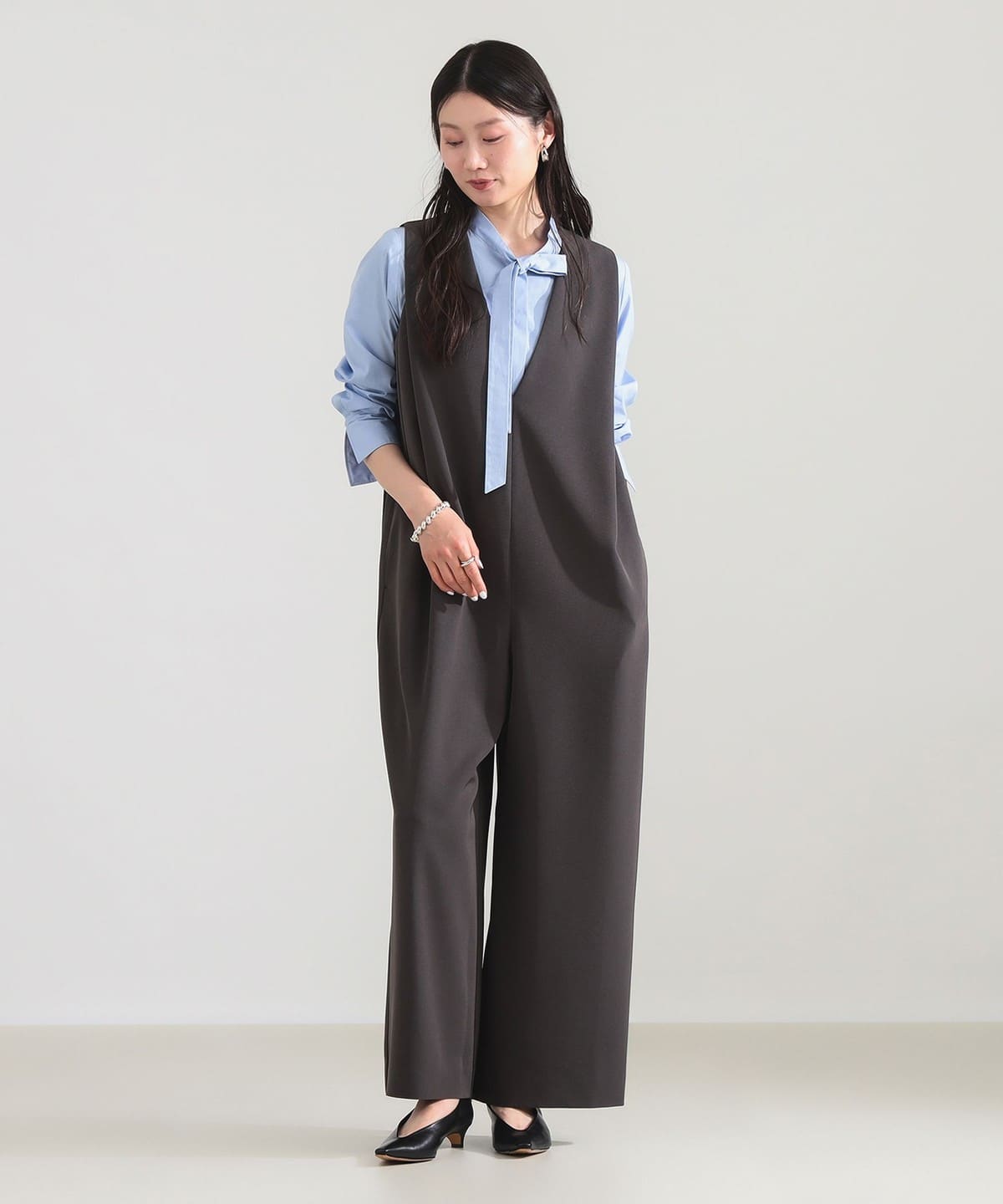 �y5/14�l�����z�M���o�W�� �I�[���C������ �p���c WOMEN CHARCOAL. GREY 36