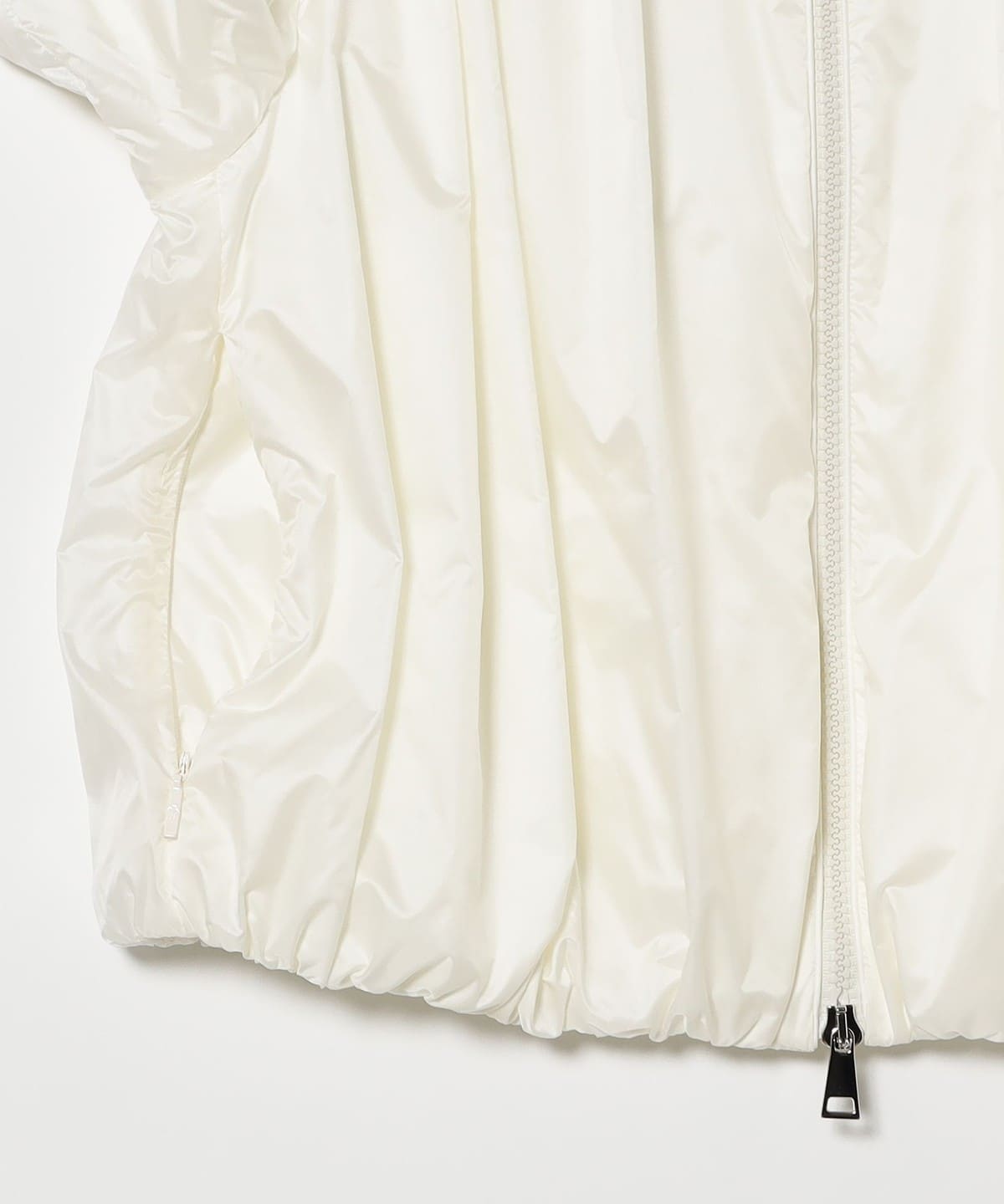 Demi-Luxe BEAMS（デミルクス ビームス）MONCLER / CHAZERON