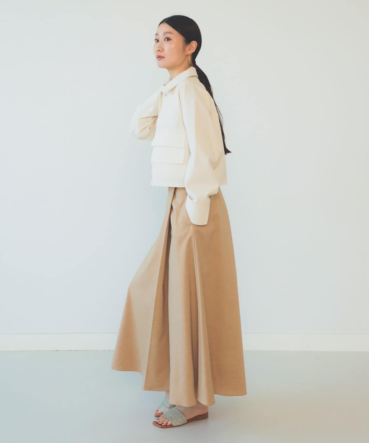 専用Demi-Luxe BEAMS Vネック ギャザーブルゾン36 専用Demi-Luxe BEAMS Vネック ギャザーブルゾン36 Demi-Luxe