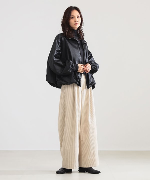サテン パフ ブルゾン Model：H171 B80 W58 H86　Size：38