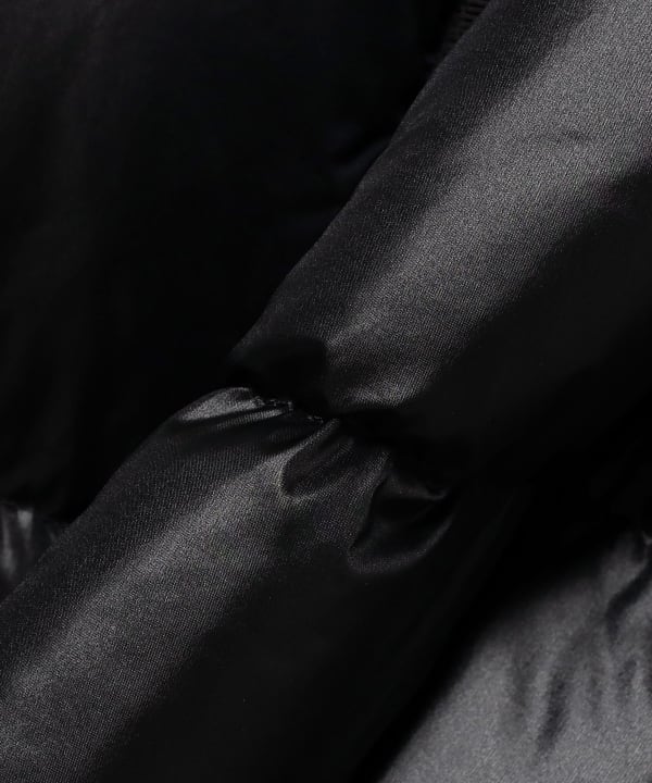 MONCLER / SERITTES ショート ダウンジャケット