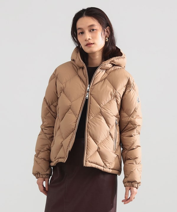 MONCLER / ARVOUINNE ショート ダウンジャケット Model：H165 B77 W57 H79　Size：1