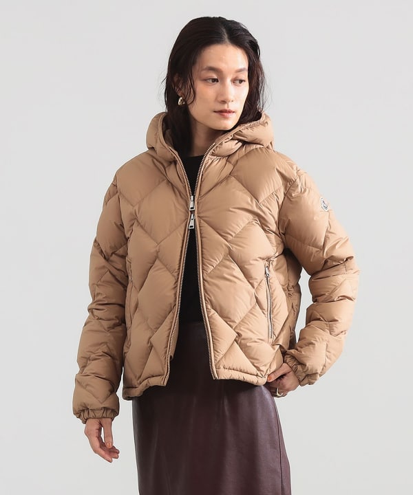 MONCLER / ARVOUINNE ショート ダウンジャケット Model：H165 B77 W57 H79　Size：1