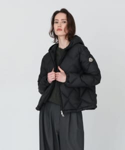MONCLER / ARVOUINNE ショート ダウンジャケット