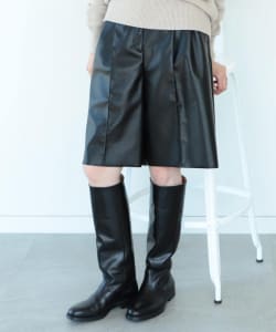Demi-Luxe BEAMS / フェイクレザー ハーフパンツ