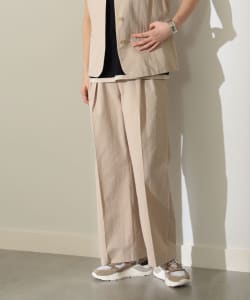 Demi-Luxe BEAMS / サッカー タブ付き 2タックパンツ