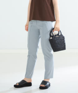 シャークスキン ピンタックパンツ