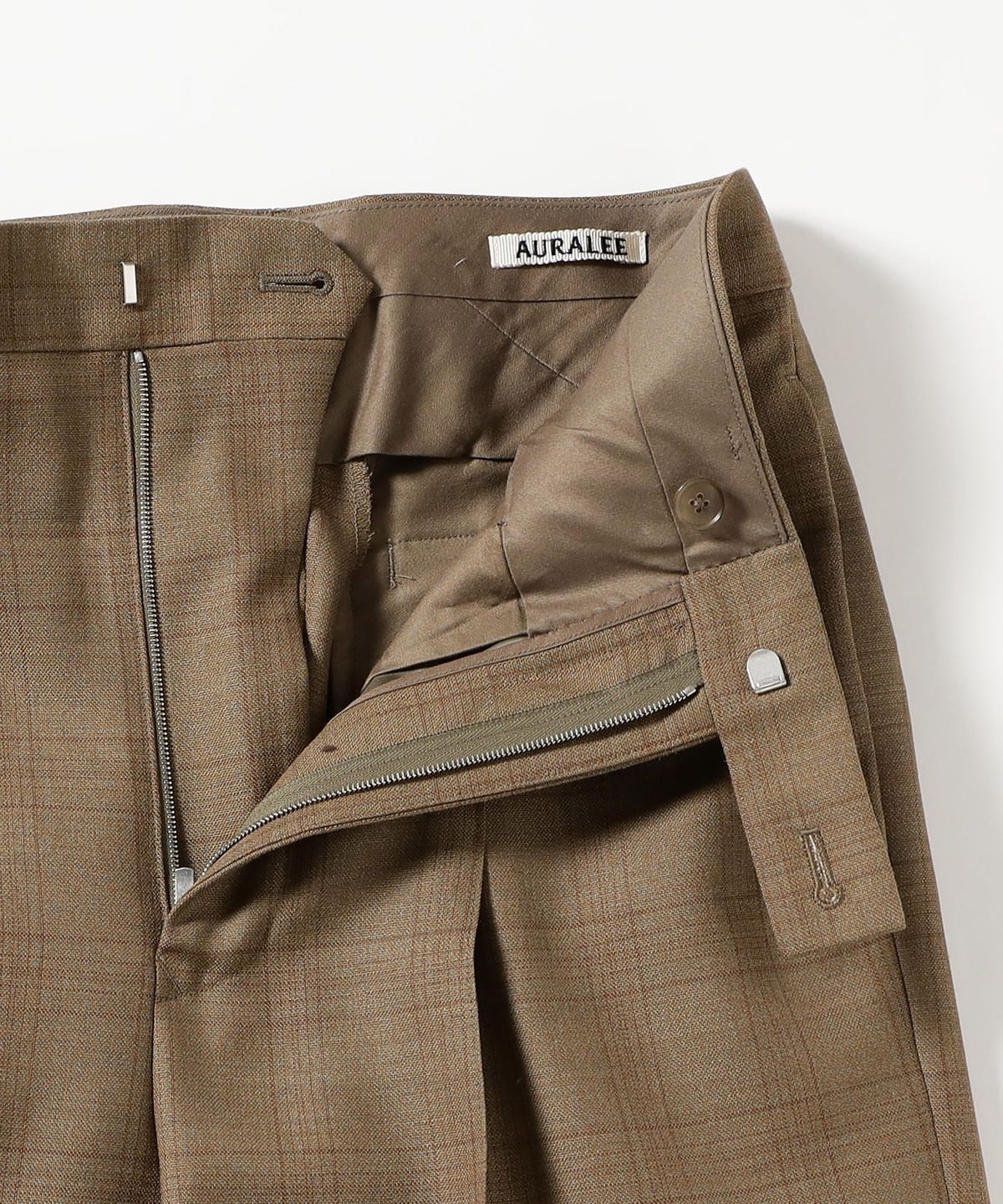 Demi-Luxe BEAMS Demi-Luxe BEAMS AURALEE BLUEFACED WOOL TWO Demi-Luxe BEAMS Demi-Luxe BEAMS AURALEE BLUEFACED WOOL TWO