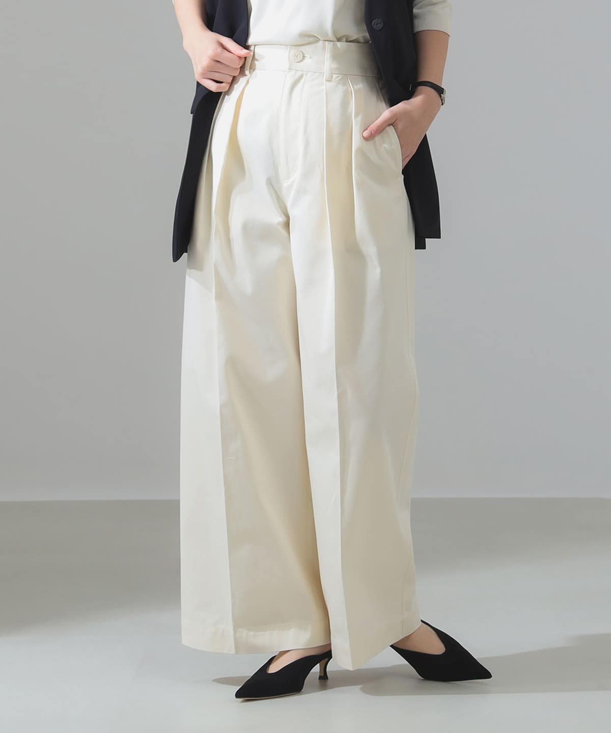 コンパクト チノ ワイドパンツ パンツ WOMEN IVORY 36 コンパクト チノ ワイドパンツ パンツ WOMEN IVORY 36