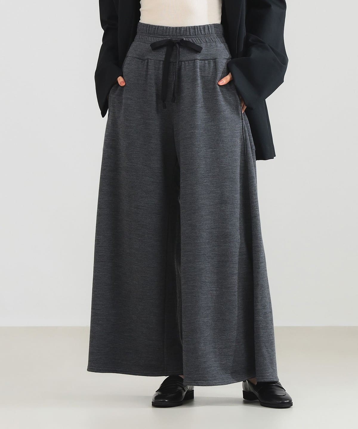 COG THE BIGSMOKE コグ ザ ビッグスモーク / LAUREL トラウザー パンツ パンツ WOMEN DARK. GREY 1 COG THE BIGSMOKE コグ ザ ビッグスモーク / LAUREL トラウザー パンツ パンツ WOMEN DARK. GREY 1