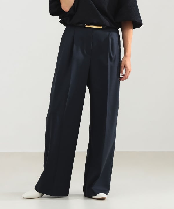 美品 デミルクス ビームス 2万円 ワイドパンツ センタープレスパンツ グレー Demi-Luxe BEAMS（デミルクス ビームス）エディター東原妙子