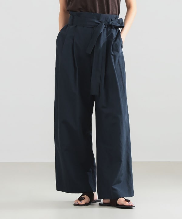 ハイウエスト 2タック パンツ Model：H165 B77 W57 H79　Size：38