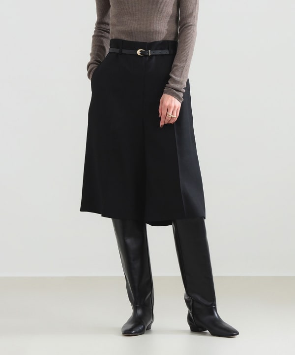 クリース オーバー ショートパンツ Model：H171 B80 W58 H86　Size：38