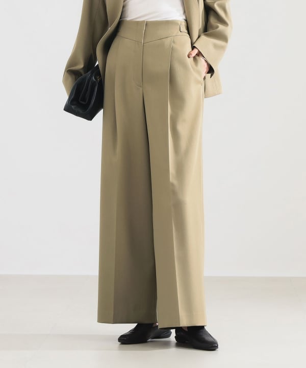 プレシャス ハイウエスト パンツ Model：H171 B80 W58 H86　Size：38