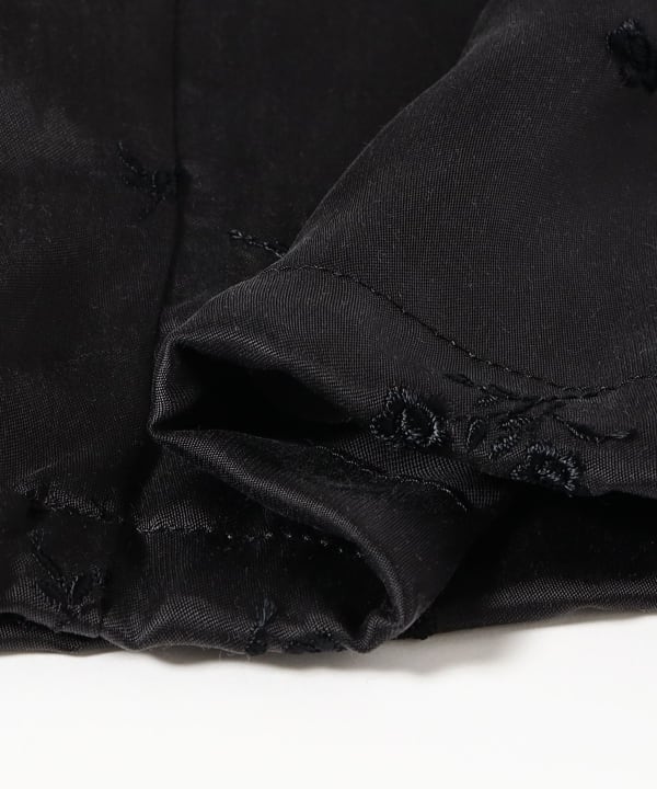 【モアバリエーション開催中】TICCA / フラワー エンブロイダリー パンツ