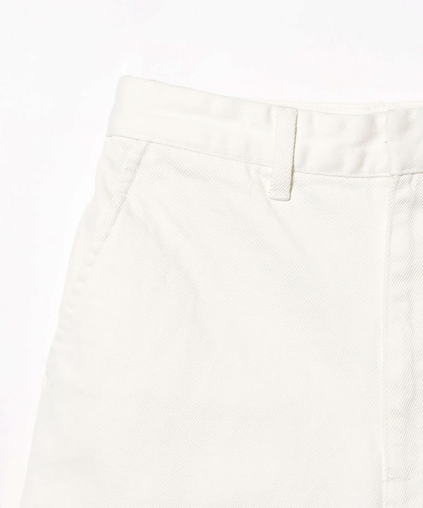 BEAMS woadblueホワイト ハーフパンツ