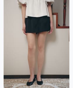 BEAMS SALON / シルキー ミニ ショートパンツ