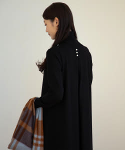 Demi-Luxe BEAMS / バックフレア タートルネック ワンピース