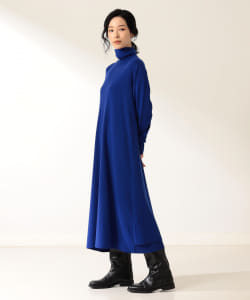 Demi-Luxe BEAMS / バックフレア タートルネック ワンピース