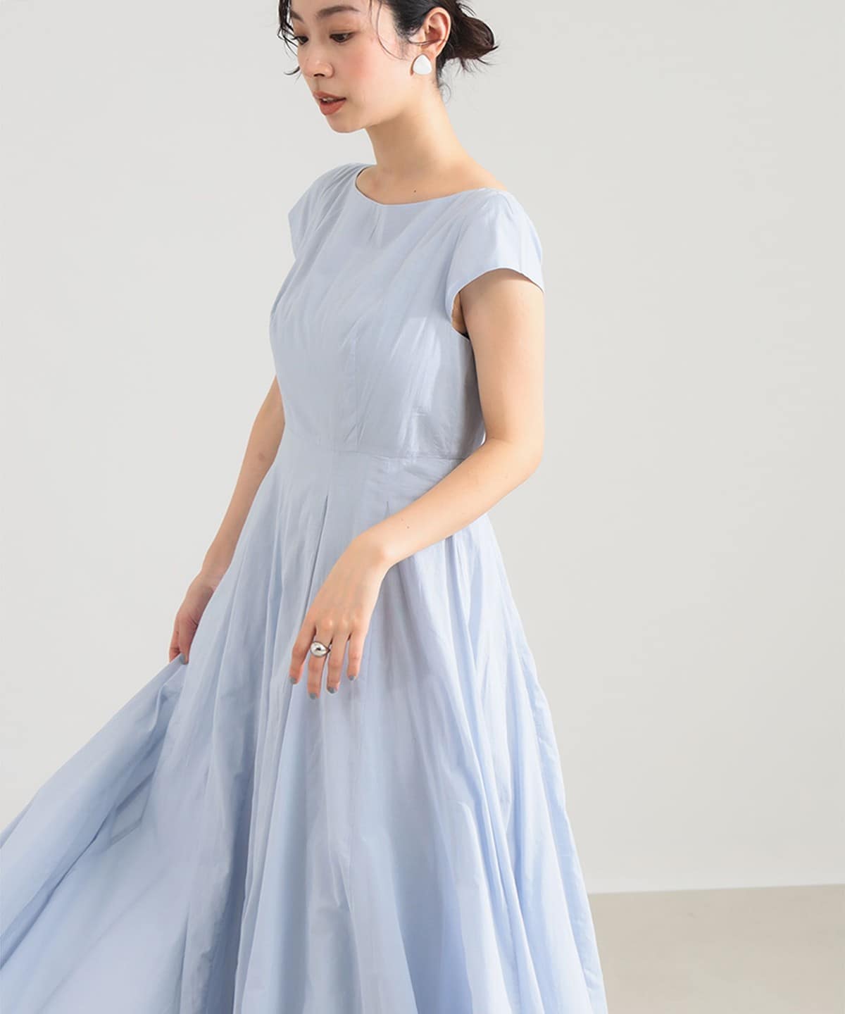 MARIHA / 夏の光のワンピース ソリッド BEAMS SELECTION for WOMEN（ビームス セレクション for ウィメン