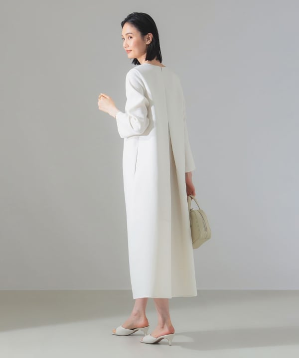 Demi-LuxeBEAMSヴィスコースバックタックロングスリーブ ワンピース Demi-Luxe BEAMS（デミルクス ビームス）ヴィスコース バック