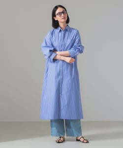 バックオープン シャツワンピース