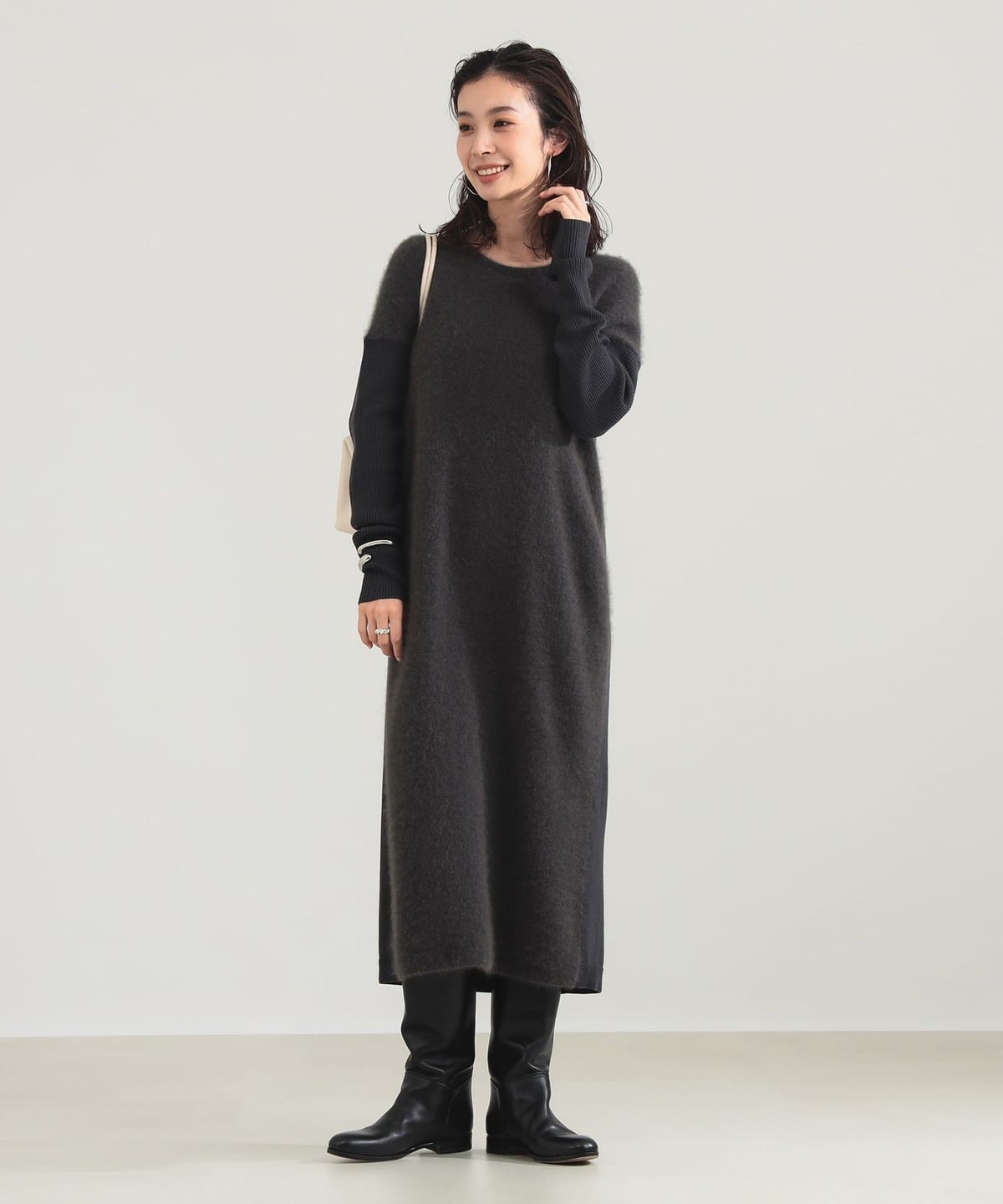 美品 デミルクスビームス 2,3万円 ニットワンピース ハイネック NN203 Demi-Luxe BEAMS（デミルクス ビームス）フラッフィ クルーネック