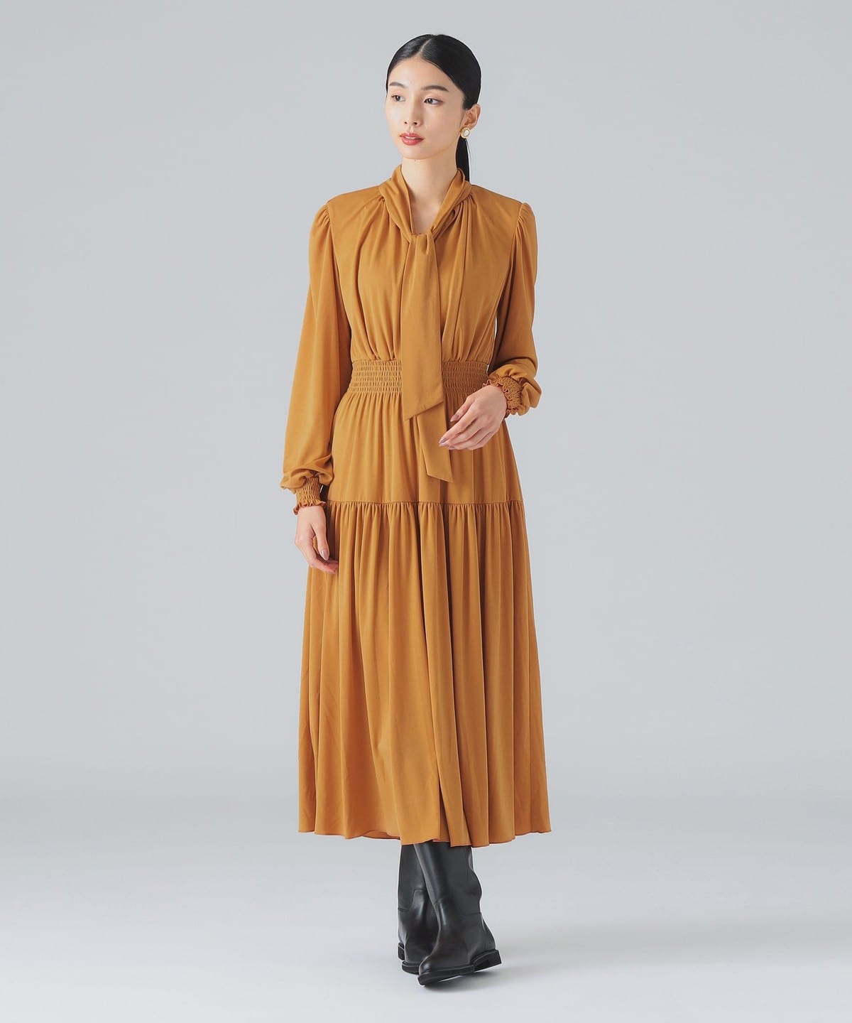 エミーゴ様 EFFE BEAMS（エッフェ ビームス）CORCOVADO / タイ ギャザー