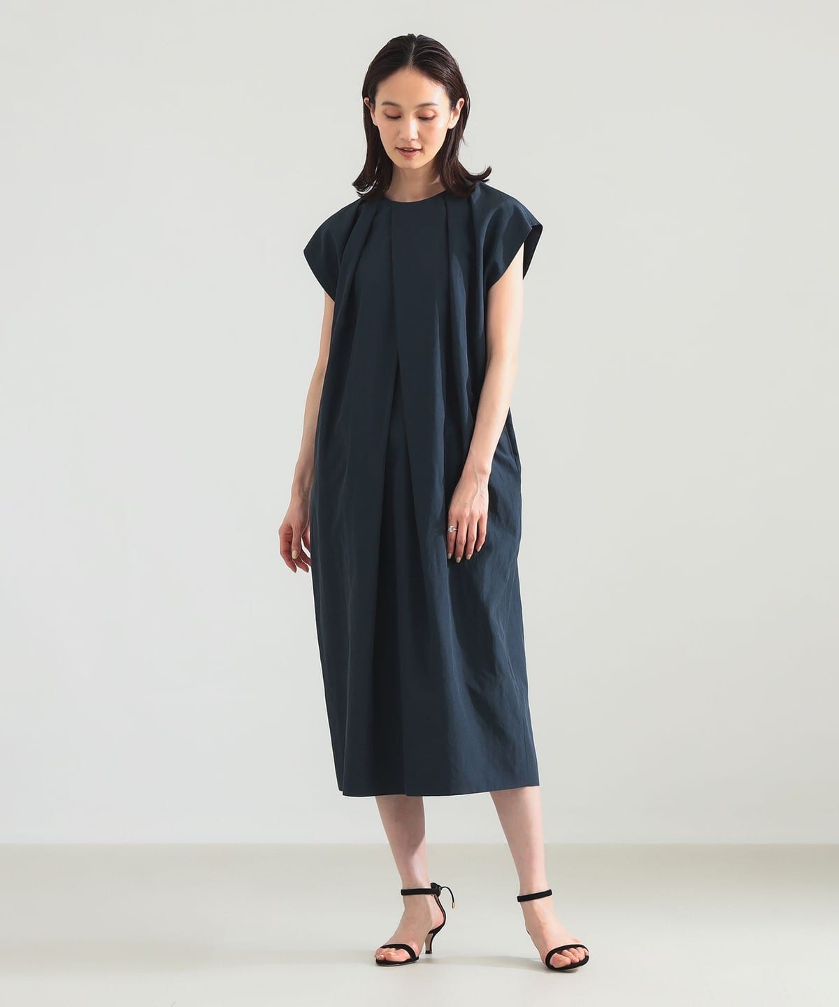 デミルクスビームス リネンパフスリーブワンピース ネイビー Mサイズ Demi-Luxe BEAMS（デミルクス ビームス）【6/25値下げ】リネン
