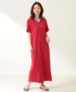 ATON × Demi-Luxe BEAMS / 別注 スビン Vネックワンピース