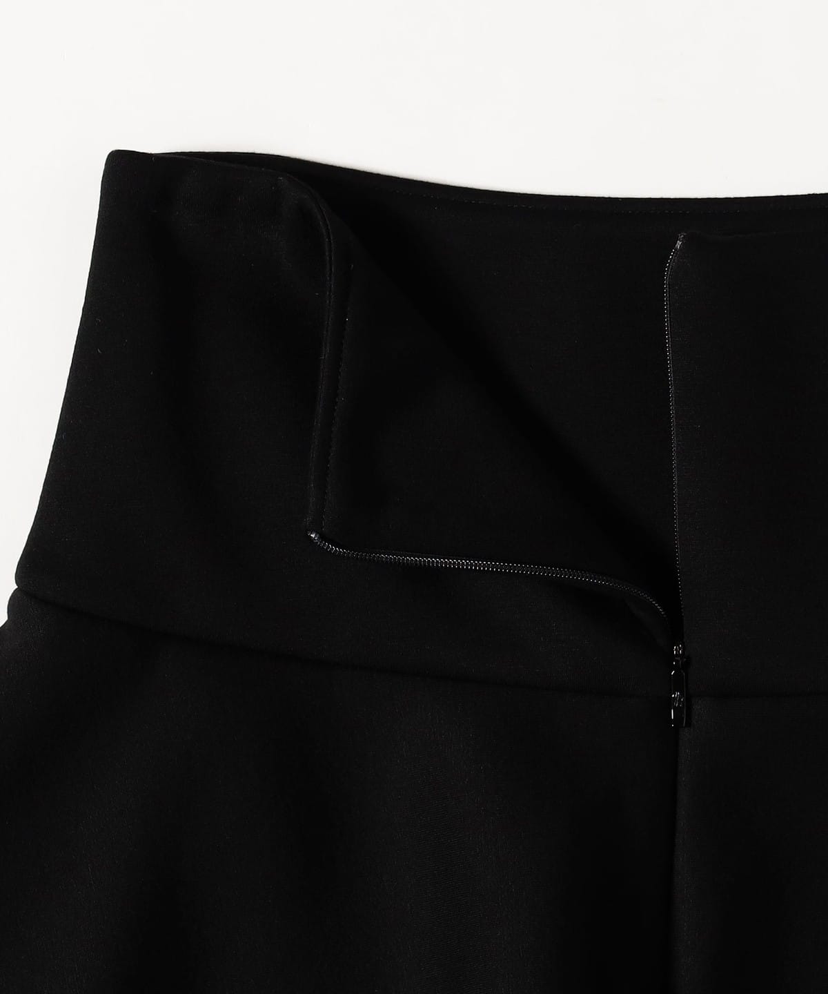 Demi-Luxe BEAMS（デミルクス ビームス）MONCLER / ミニ フレア  