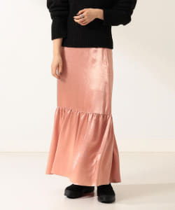 Demi-Luxe BEAMS / ティアード サテンスカート