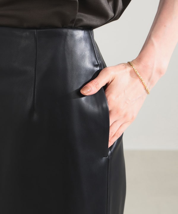 Demi-Luxe BEAMS（デミルクス ビームス）フェイクレザー セミタイト