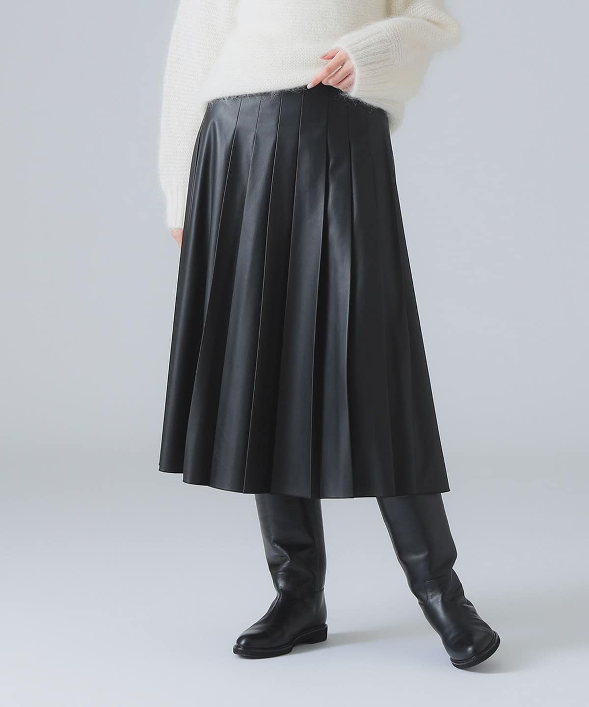 EFFE BEAMS（エッフェ ビームス）フェイクレザー プリーツ