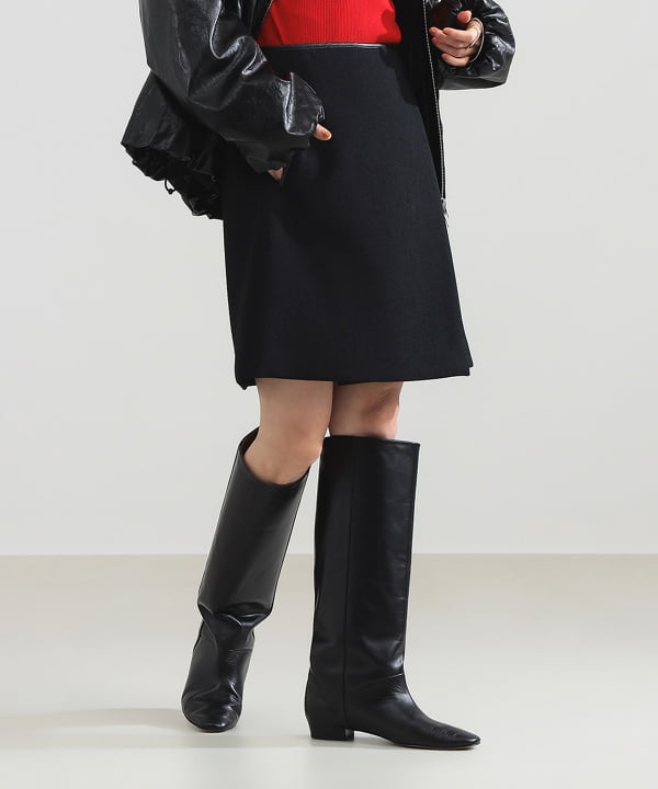 ボンディング ミニ スカート Model：H165 B77 W57 H79　Size：38