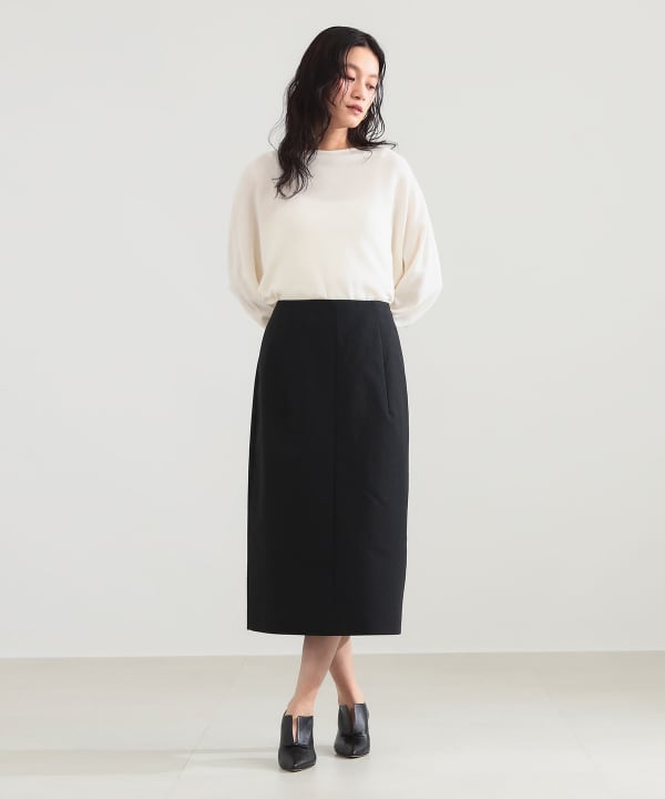 プレシャス コクーン スカート Model：H165 B77 W57 H79　Size：38