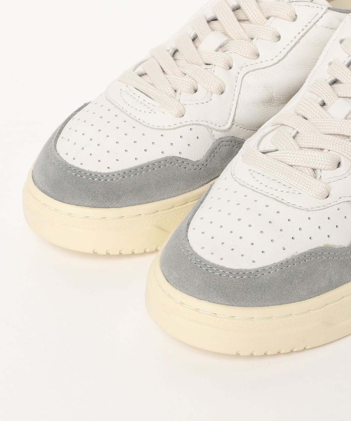 Demi-Luxe BEAMS(デミルクス ビームス)AUTRY / MEDALIST LOW Demi-Luxe BEAMS(デミルクス ビームス)AUTRY / MEDALIST LOW
