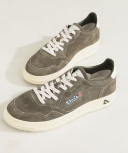 AUTRY / MEDALIST LOW スエード スニーカー