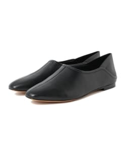 VINCE / BRANINE レザー フラットシューズ