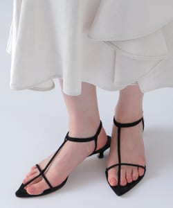 BRENTA / Tストラップ ポインテッドサンダル
