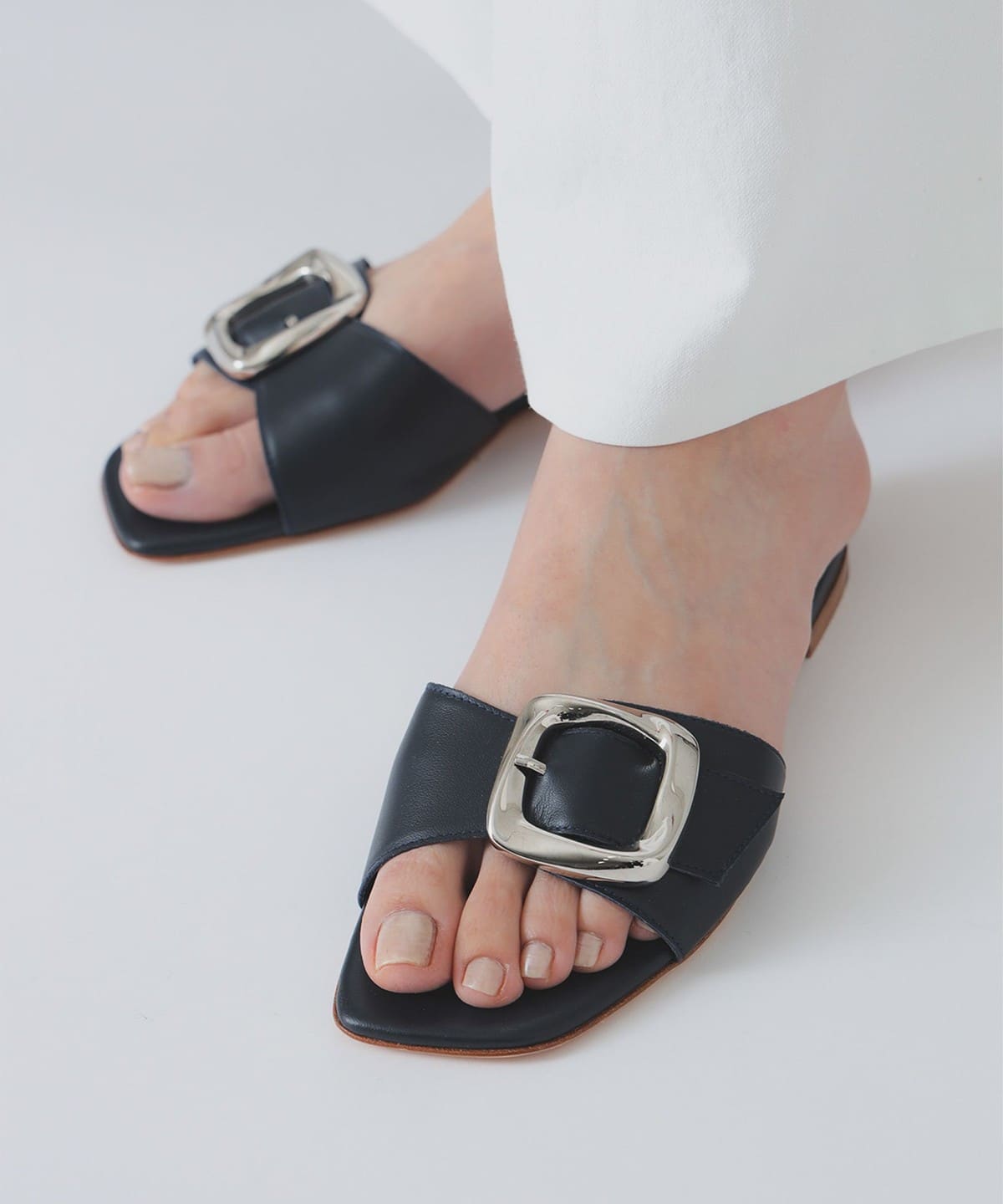 IL SANDALO OF CAPRI イルサンダロオブカプリ / ベルテッド フラットサンダル シューズ WOMEN NAVY 38 IL SANDALO OF CAPRI イルサンダロオブカプリ / ベルテッド フラットサンダル シューズ WOMEN NAVY 38
