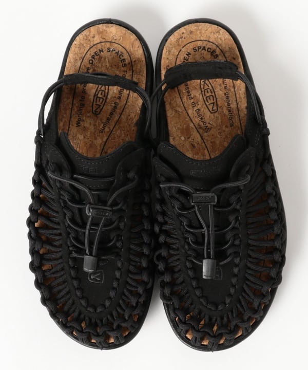 世界中から注目を集めている＜KEEN＞の代表モデル『UNEEK』の