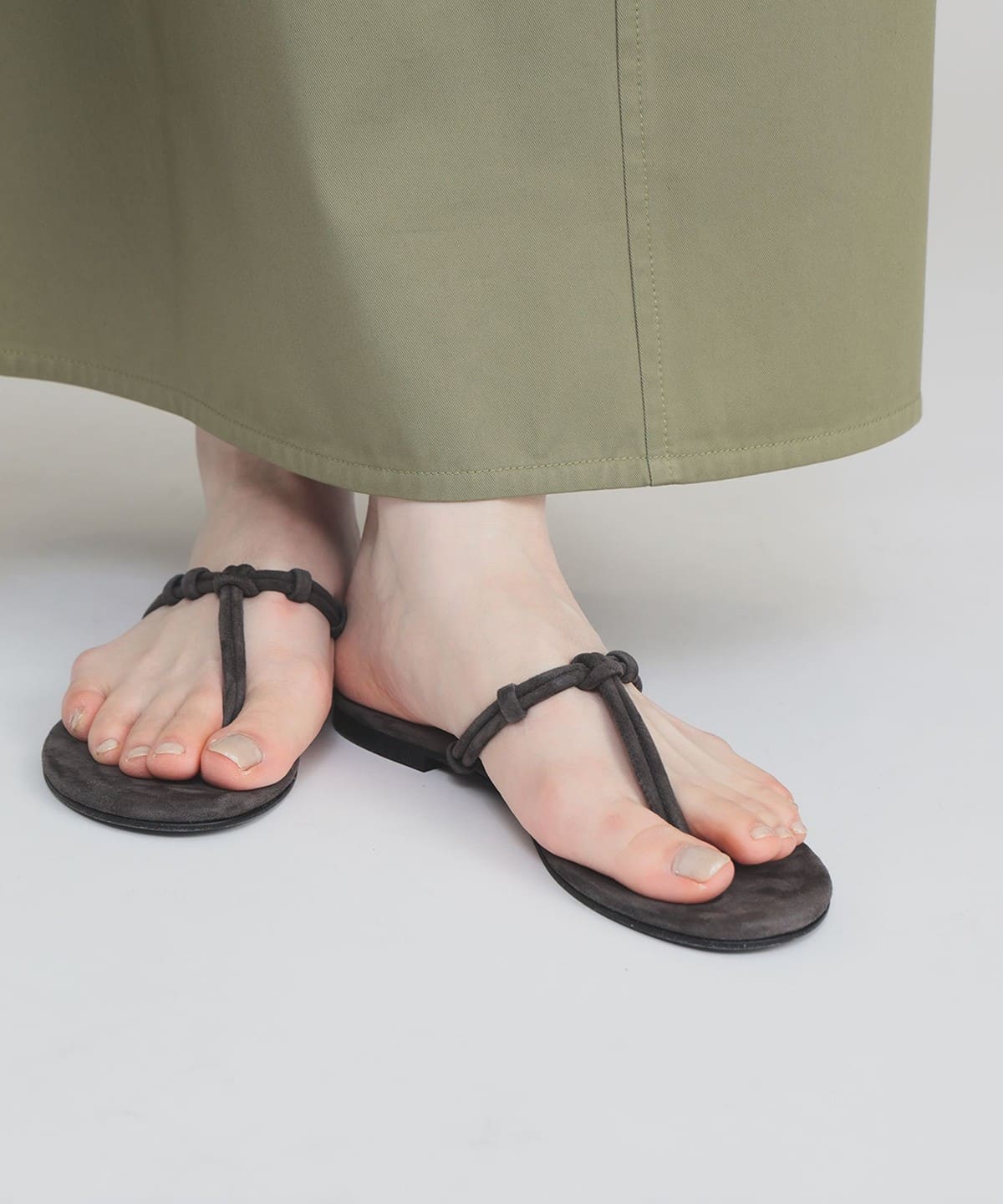 LAOCOONTE ラオコンテ / Elea スエード サンダル シューズ WOMEN GREY CARBON 36 LAOCOONTE ラオコンテ / Elea スエード サンダル シューズ WOMEN GREY CARBON 36