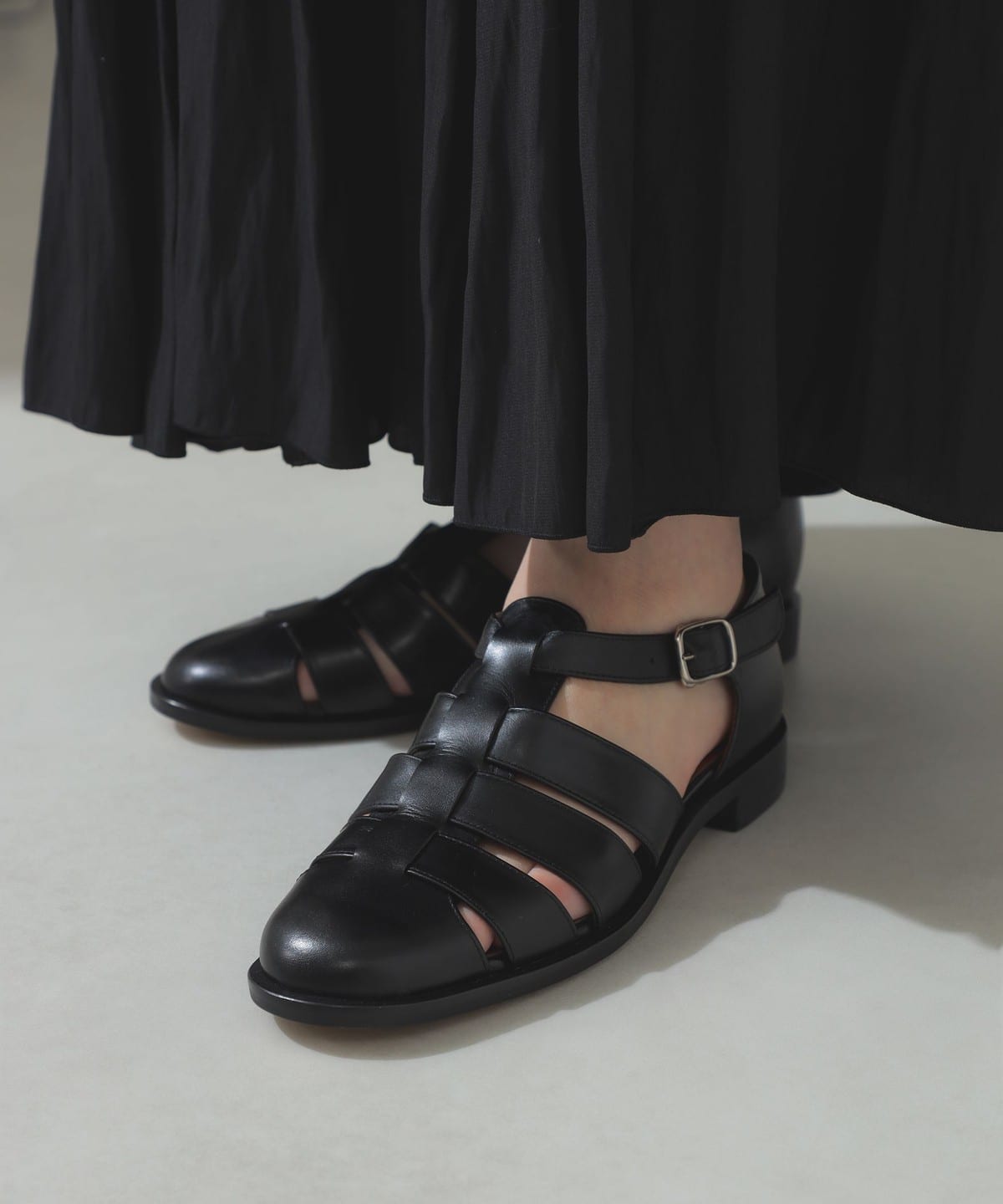 レザー グルカサンダル シューズ WOMEN BLACK 37 レザー グルカサンダル シューズ WOMEN BLACK 37
