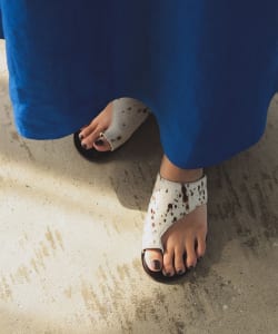 LAOCOONTE / LONDRES カーフ トング サンダル