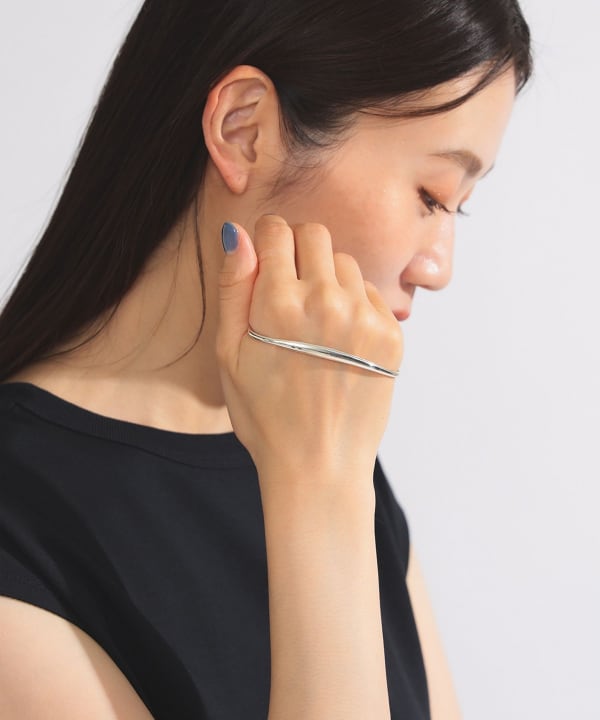 レア　美品　目黒越子　愛用　Demi-Luxe BEAMS シルバー　バングル Demi-Luxe BEAMS（デミルクス ビームス）ISOLATION / カーブ