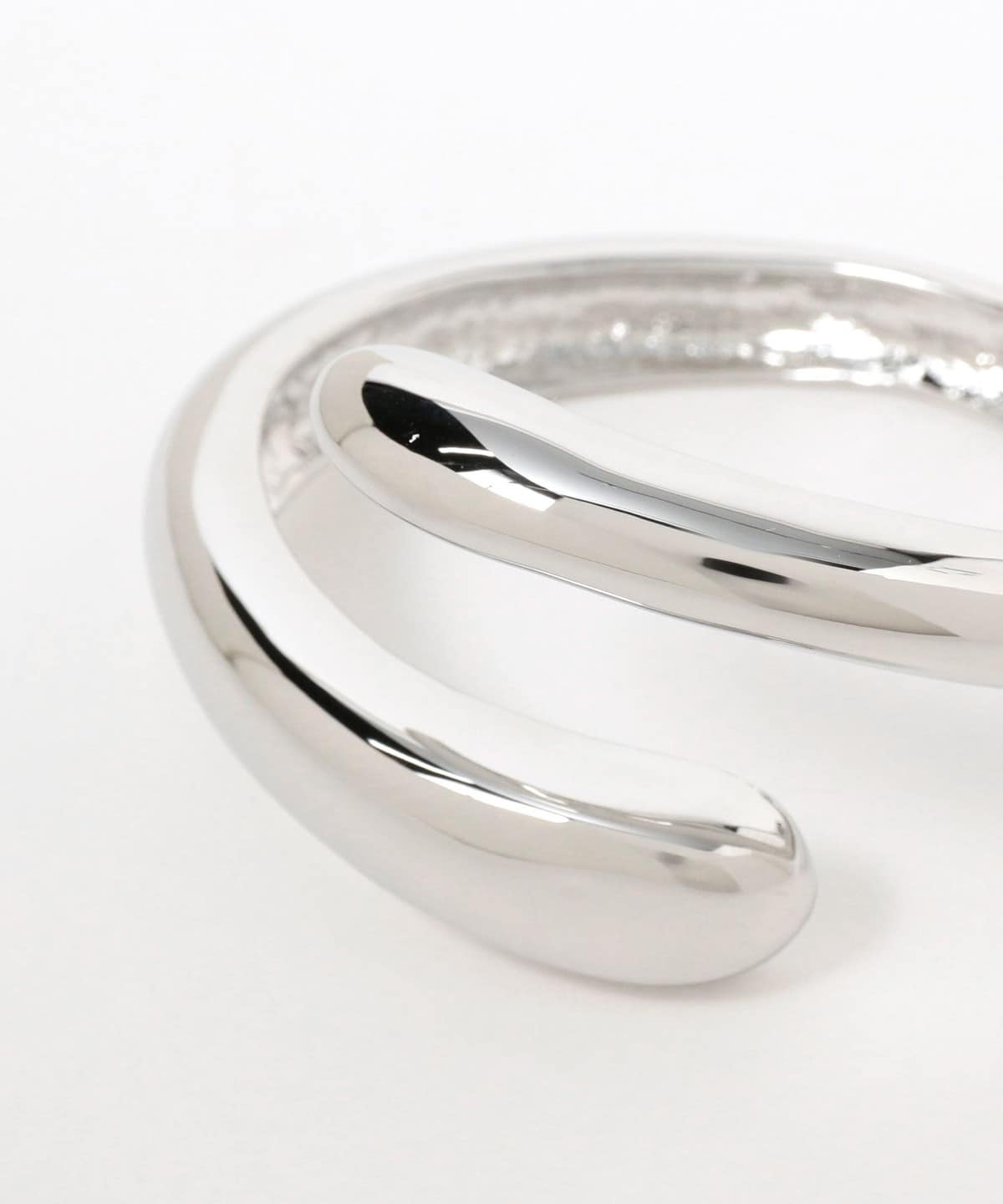 Demi-Luxe BEAMS（デミルクス ビームス）ツイスト バングル