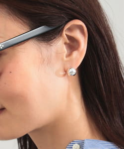 シルバー ミニボール ピアス