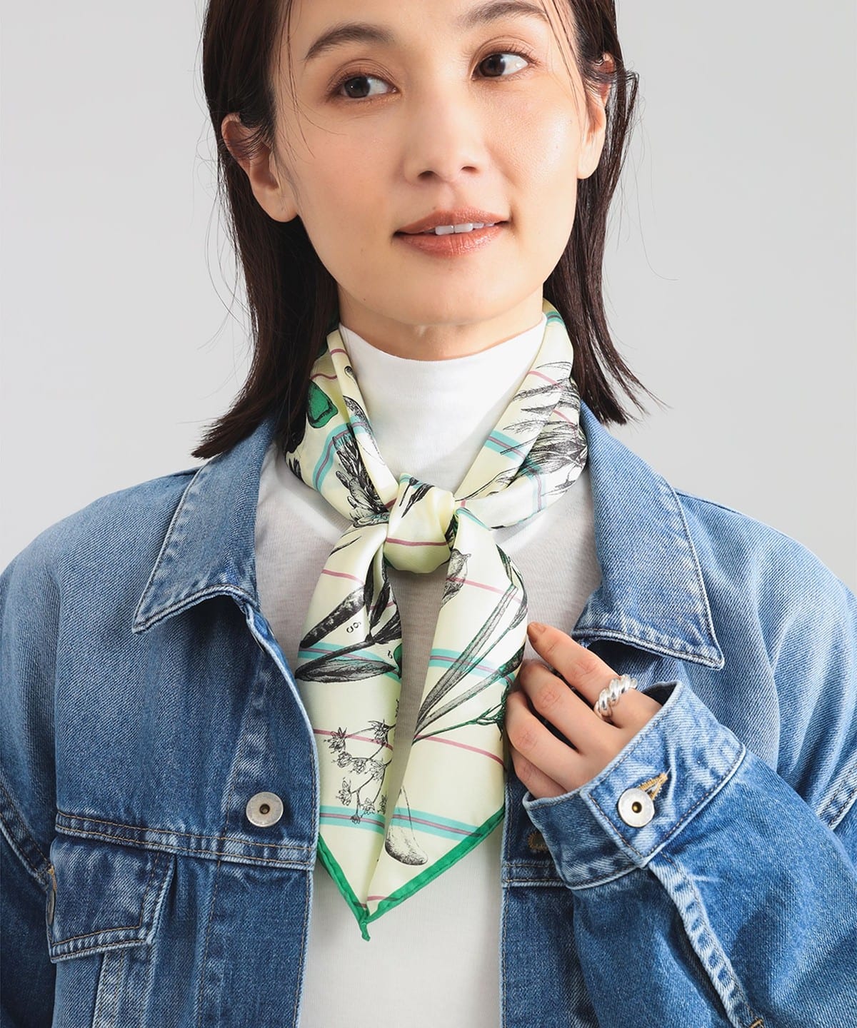 Hermès ボタニカルプリント スカーフ Hermès Silk Collection“BOUQUET FINAL” by Azuma Makoto × Katie